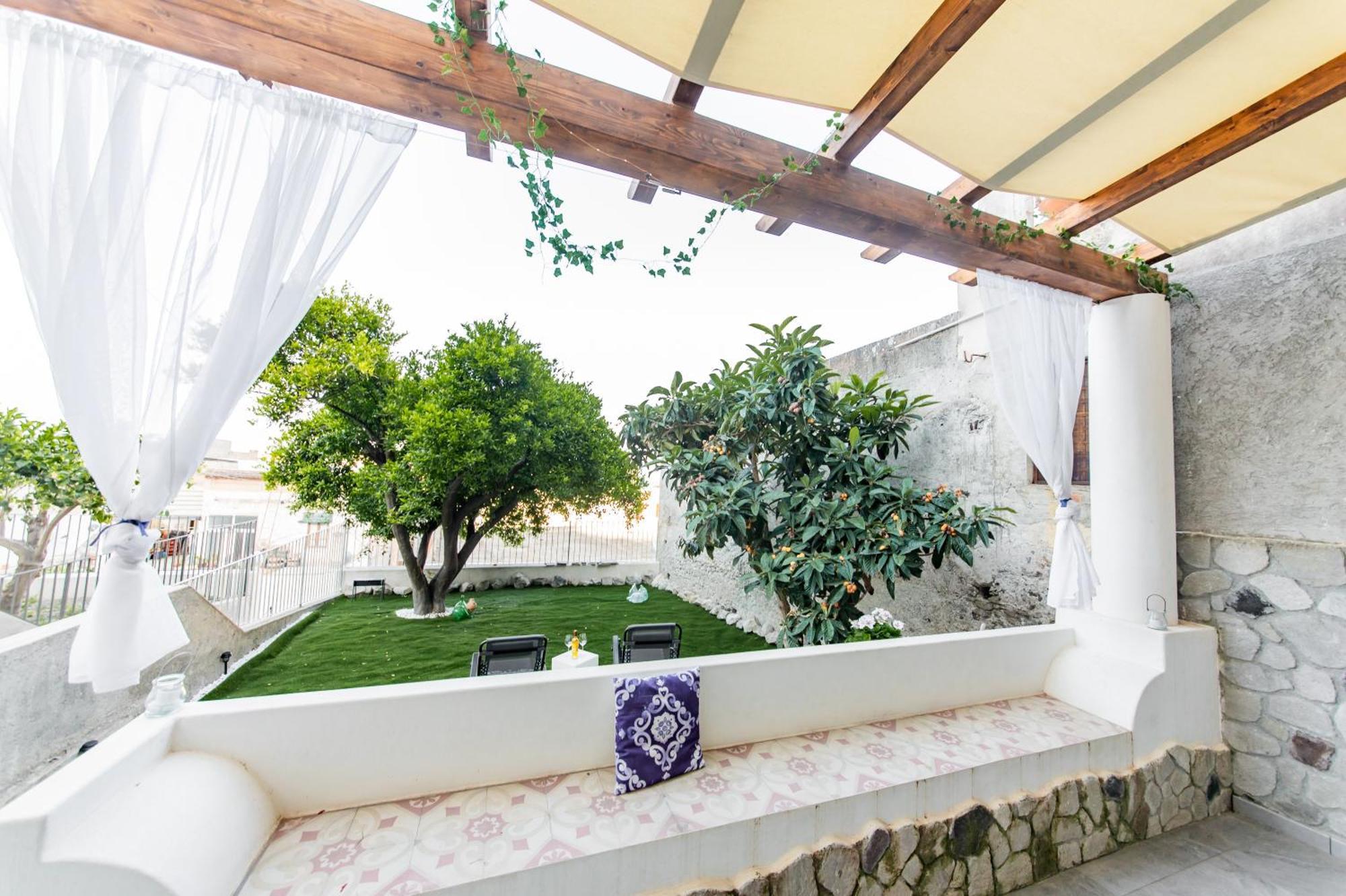 Ad Sidera Apartment Canneto  Exterior photo