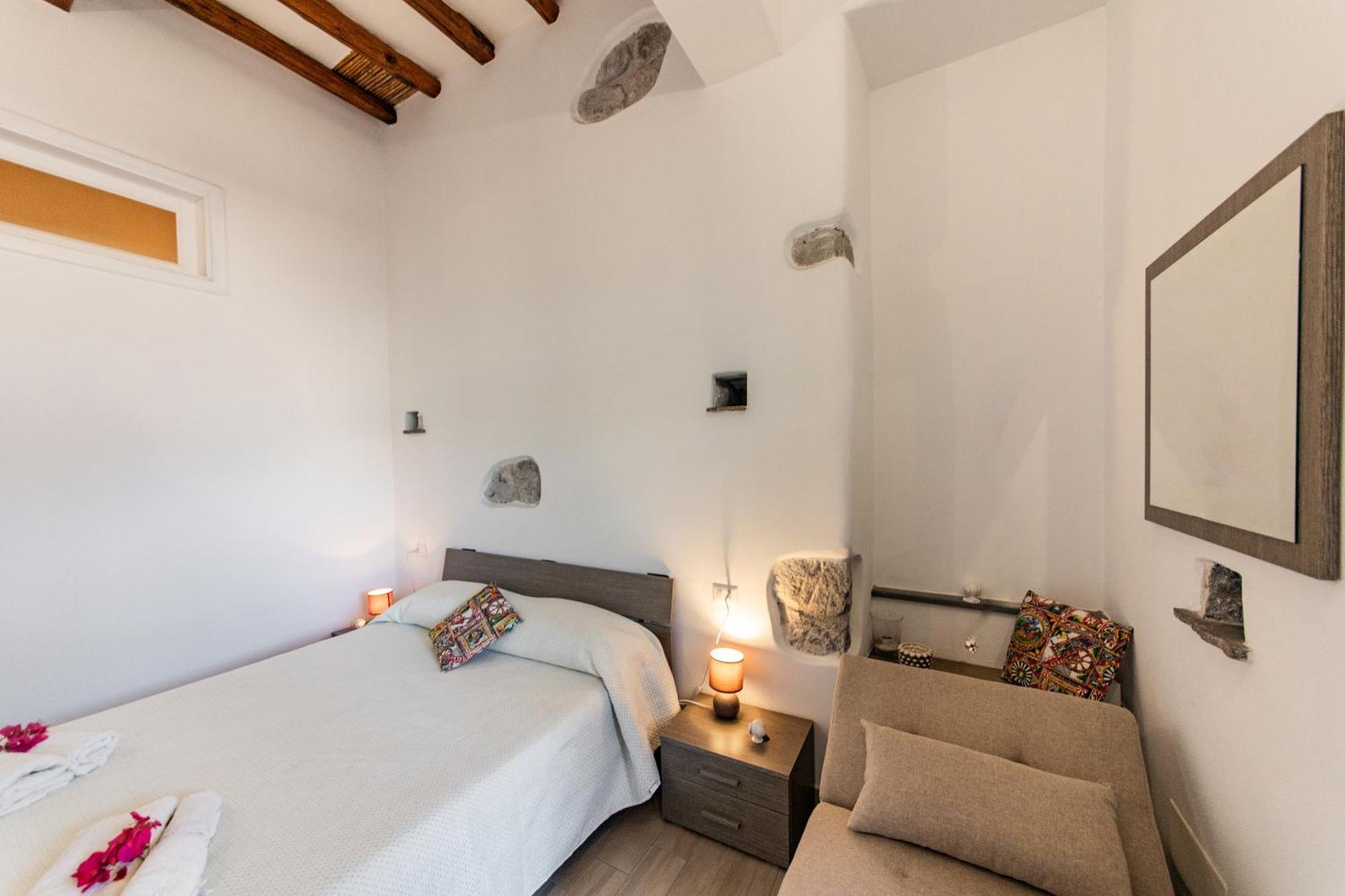 Ad Sidera Apartment Canneto  Exterior photo