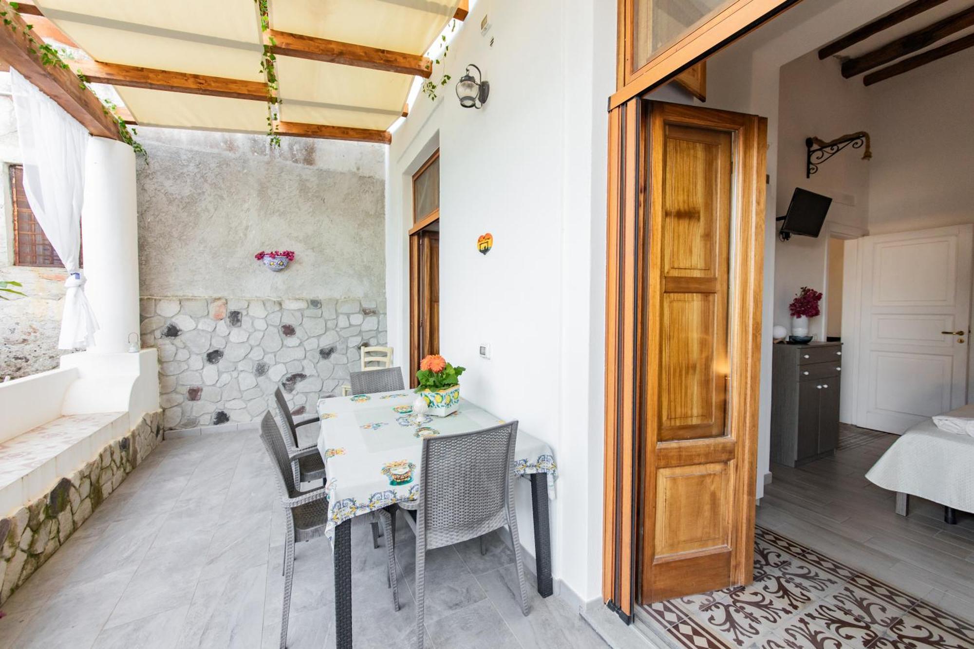 Ad Sidera Apartment Canneto  Exterior photo